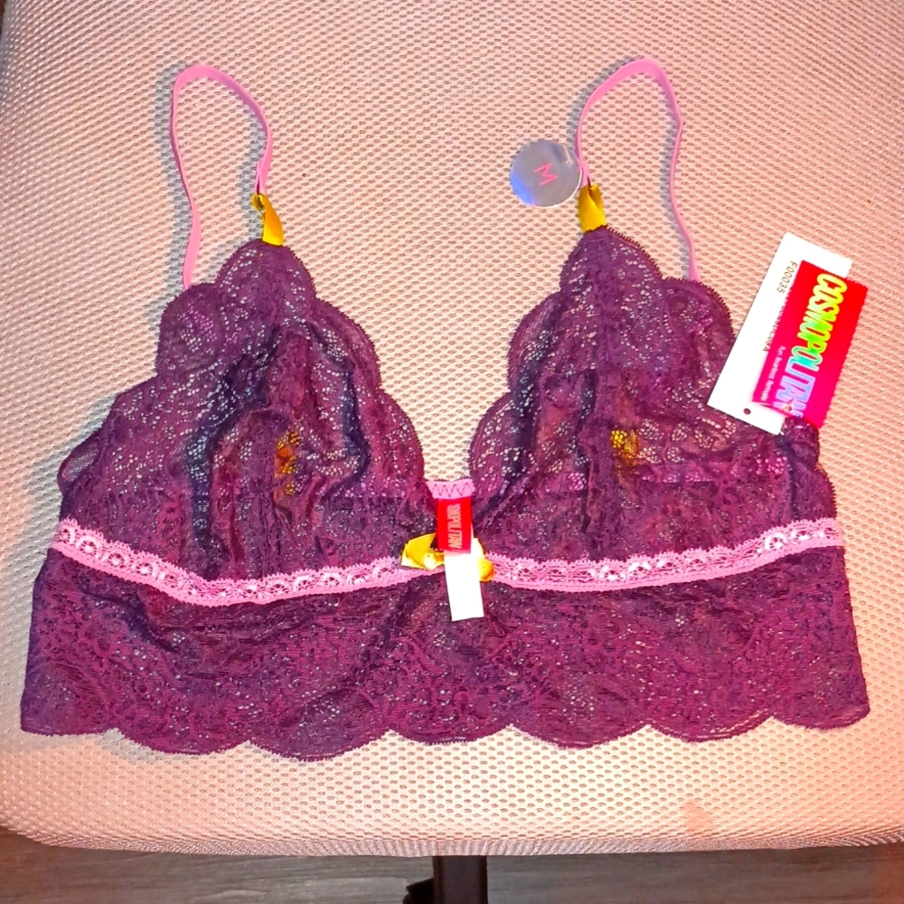 Cosmopolitan purple, Lila, and yellow lace brassiere bra Size Medium